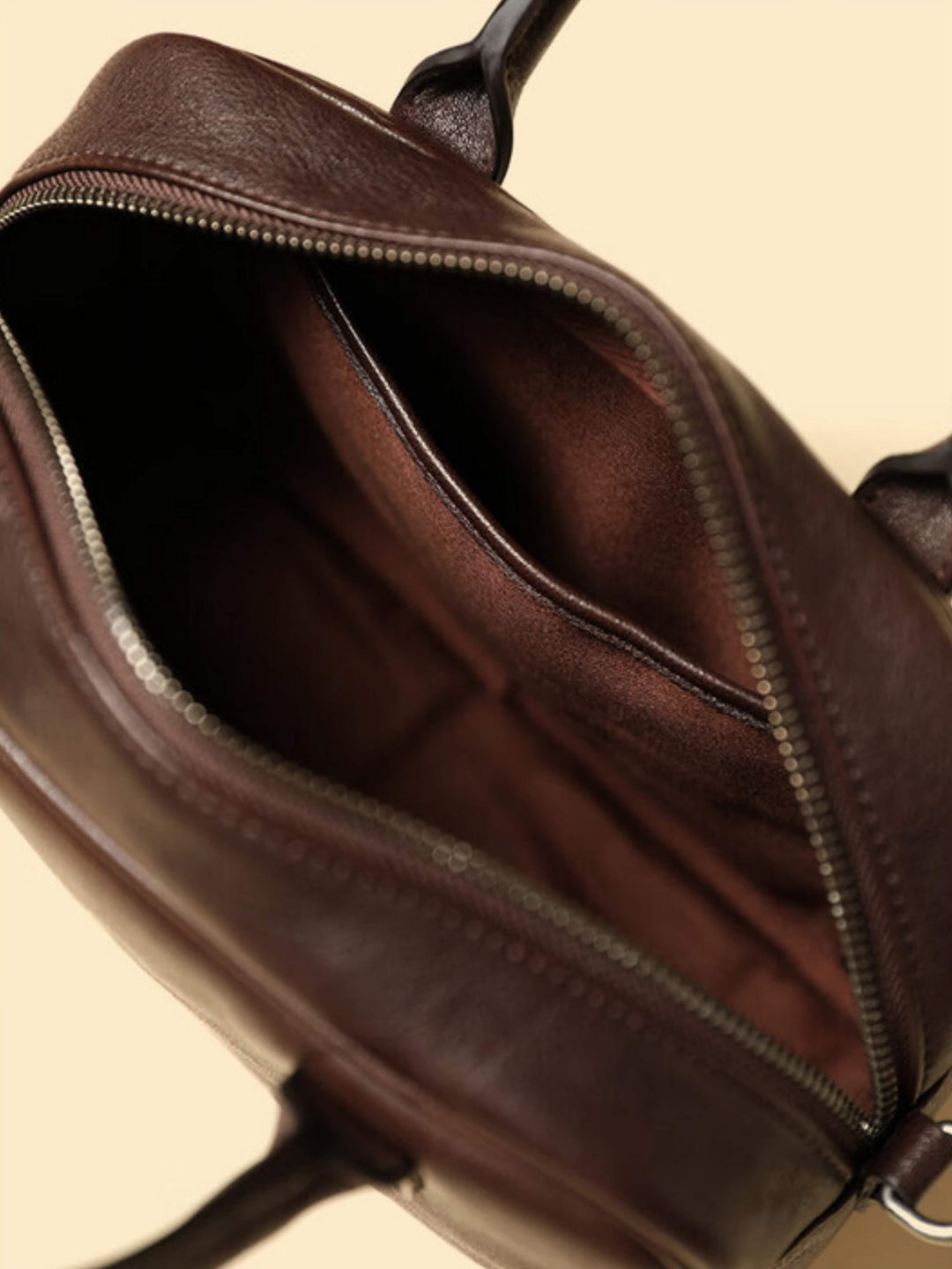 Eliza | Borsa Quadrata con Zip Lucida