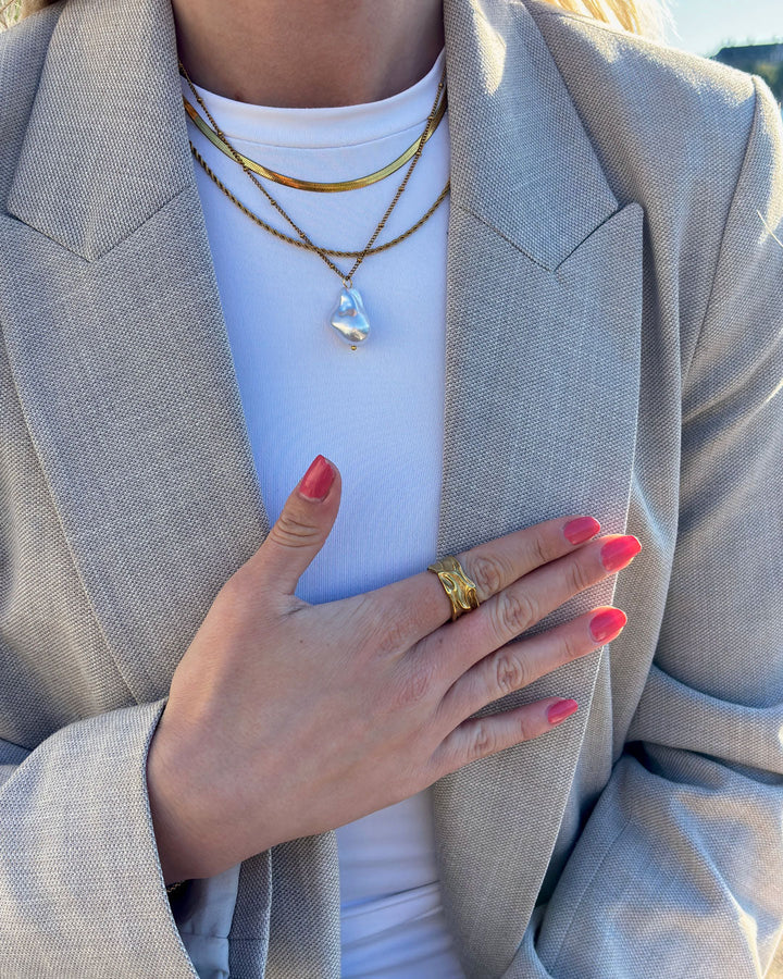 Jaylinette | Anello Grande in Oro 18K