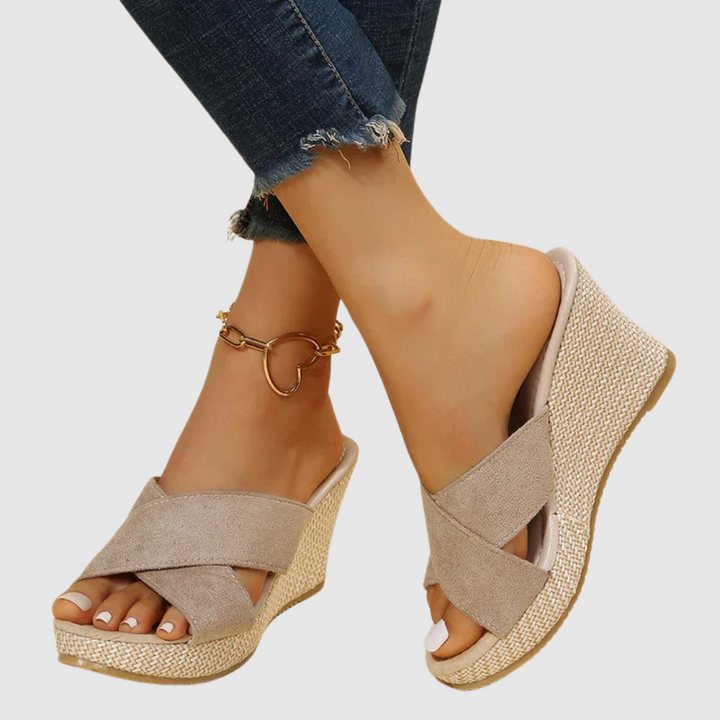 Nives - Eleganti sandali con zeppa